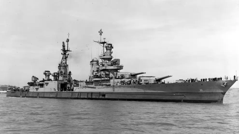 Los restos del buque de guerra USS Indianapolis, localizados 72 años después de hundirse