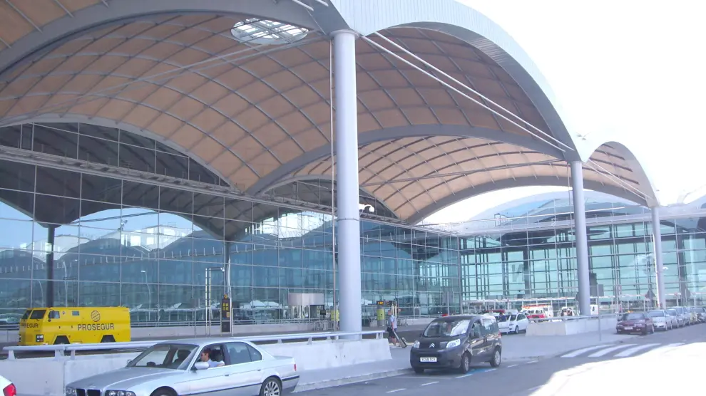 Los hechos ocurrieron en el aeropuerto de Alicante-Elche.