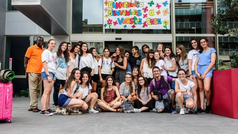27 jóvenes han pasado este verano colaborando con la labor que Cruz Blanca lleva a cabo en Huesca.