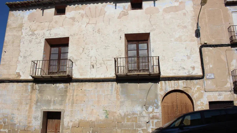 La casa de Castelserás utilizada por falangistas y desalojada esta semana por la DGA.