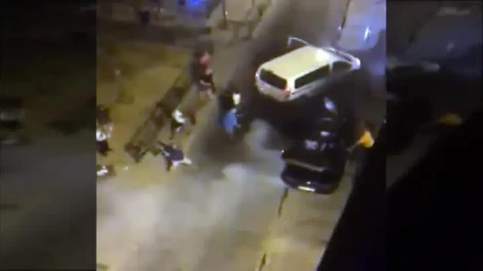 Atropella a tres personas en una zona de terrazas de Huelva