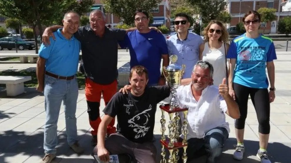 Sergio Moncada vuelve a ser campeón del concurso de pesca de Mequinenza.