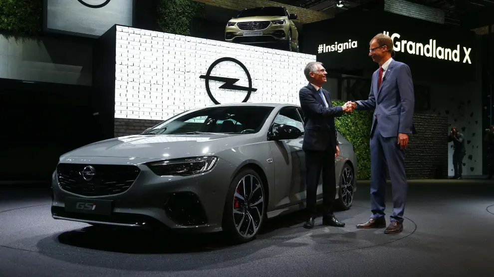 Opel ha presentado los nuevos modelos en el Salón del Automóvil de Fráncfort.