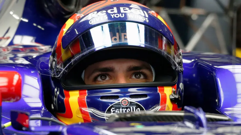 "Las penalizaciones fueron confirmadas poco después del fuerte accidente que el piloto español sufrió en la primera sesión de entrenamientos libres".