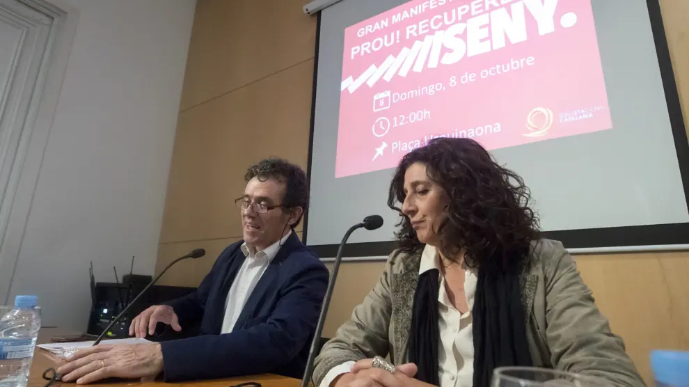 Isabel Coixet y Vargas Llosa encabezarán la manifestación de la Cataluña "silenciada"