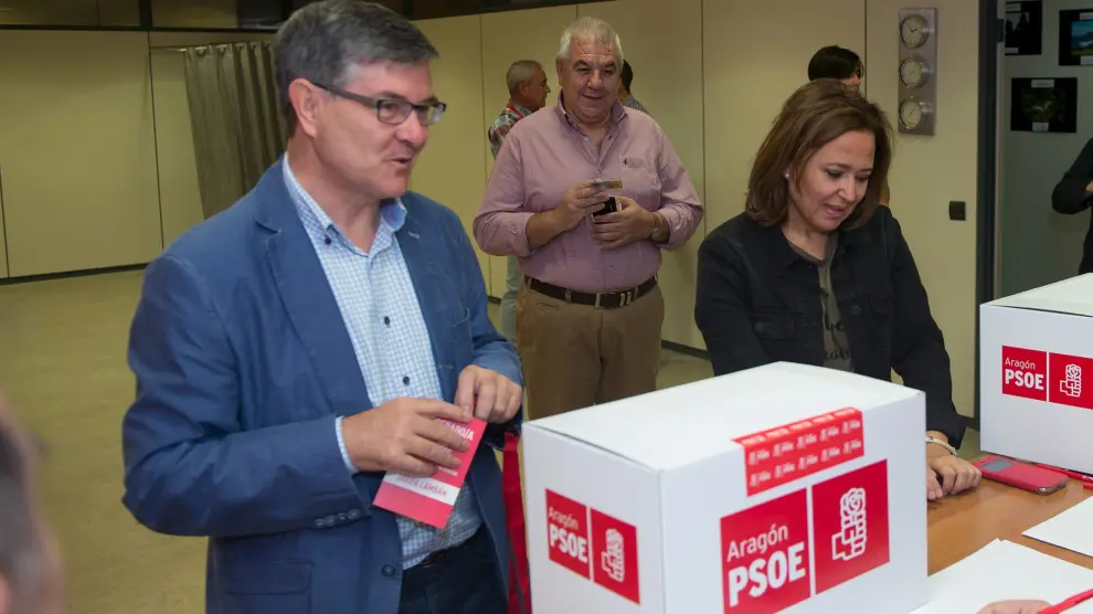Jornada de votación de las primarias del PSOE Aragón.