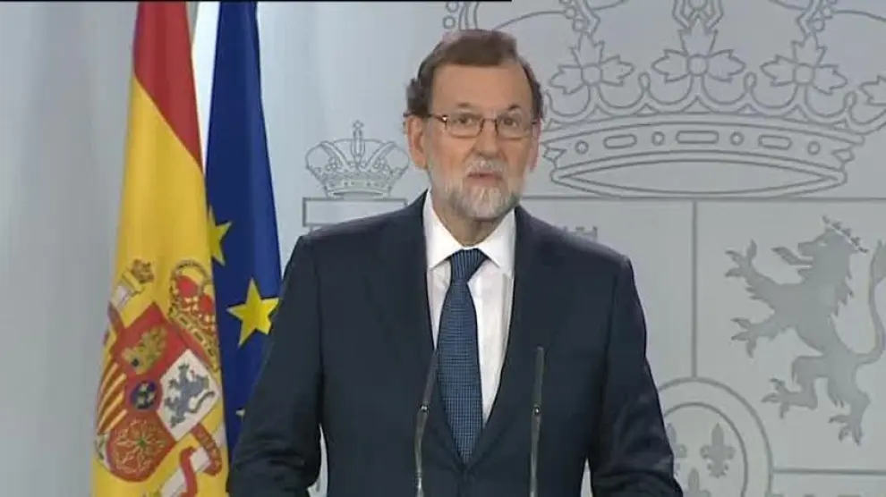 Rajoy envía un "requerimiento" a la Generalitat para que aclare si ha declarado la independencia