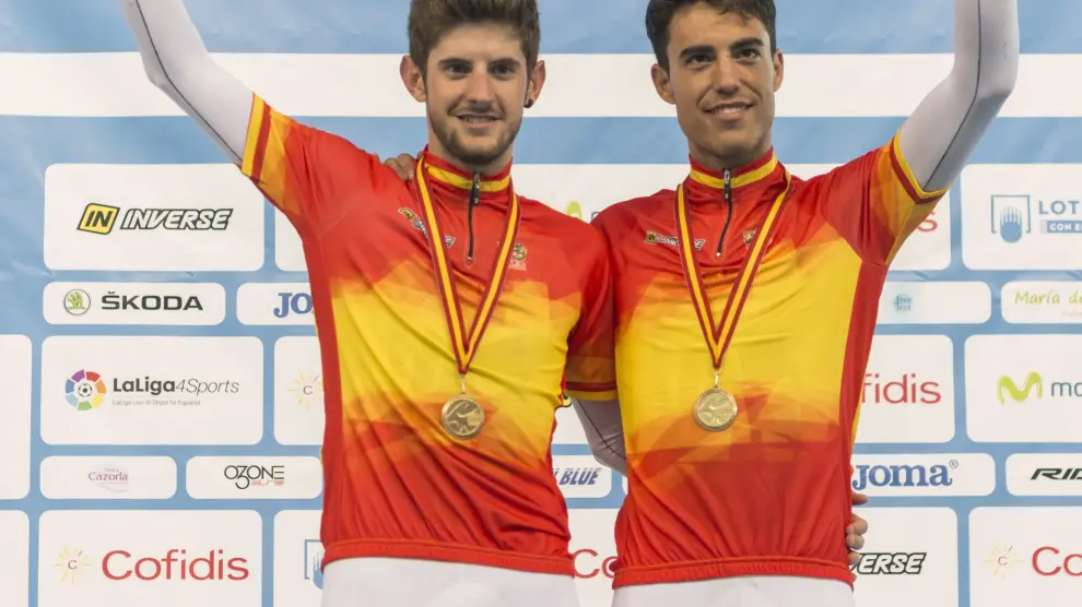 Albert Torres (derecha), se ha proclamado este domingo campeón de España por quinta vez.