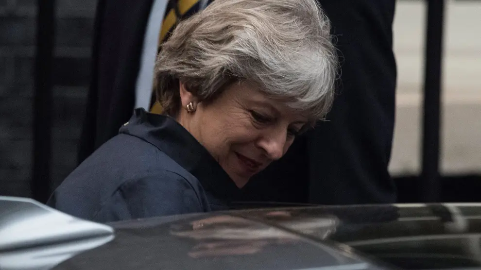 Theresa May, antes de partir a la reunión en Bruselas.