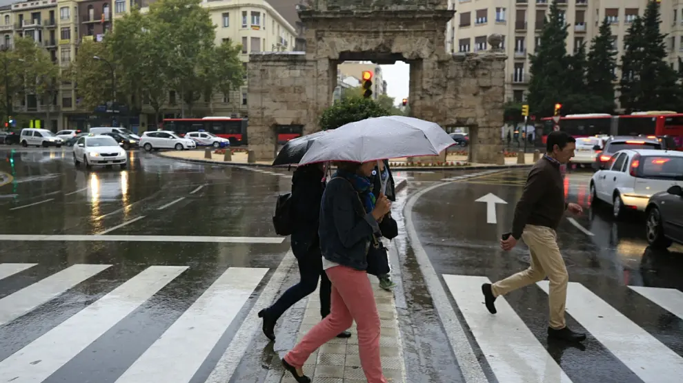 Llueve en Zaragoza