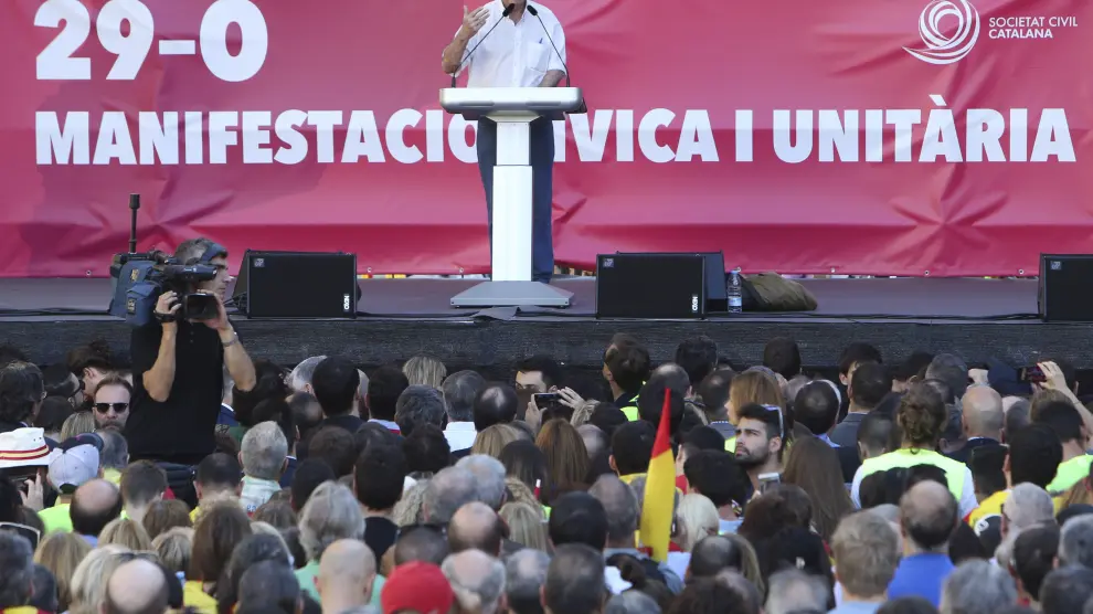 El ex secretario general del PCE, Paco Frutos, se ha declarado 'botifler' contra el dogmatismo sectario.