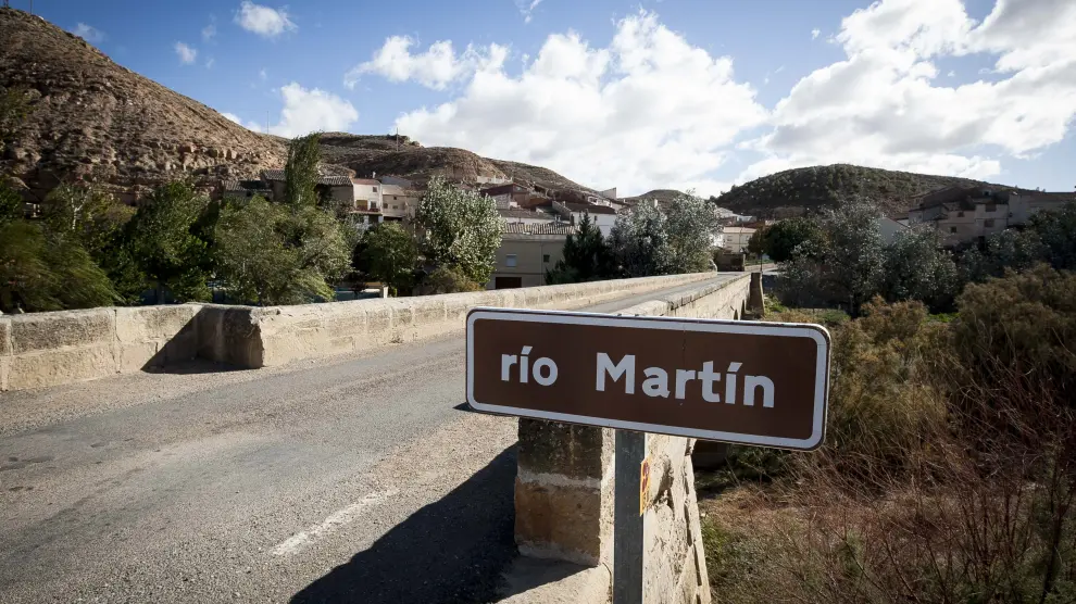 Río Martín a su paso por Castelnou.