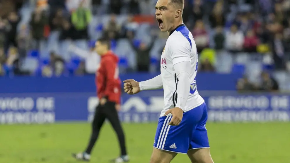 Jorge Pombo grita con sentimiento al final del partido del sábado ante el Rayo Vallecano, nada más consumarse el importante triunfo por 3-2 gracias a su gol ganador.
