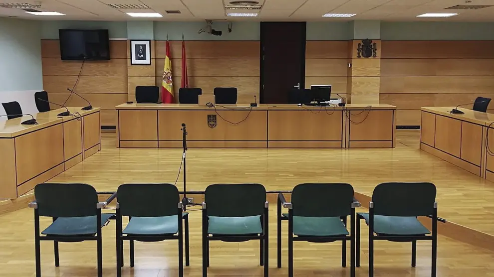 La sala del Palacio de Justicia de Pamplona donde se juzgará a los cinco detenidos por violación grupal de San Fermín
