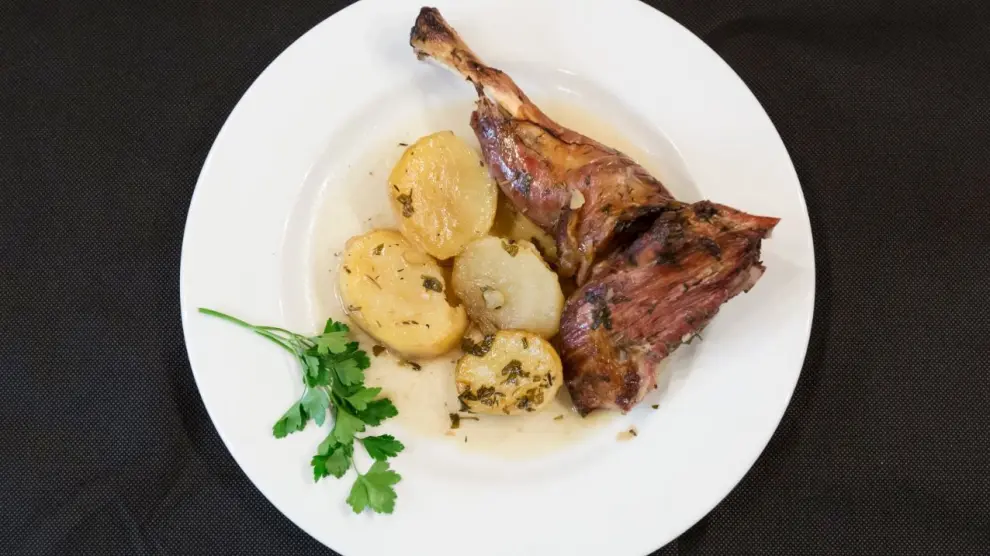 El Ternasco de Aragón es uno de los alimentos más representativos de la cocina aragonesa.