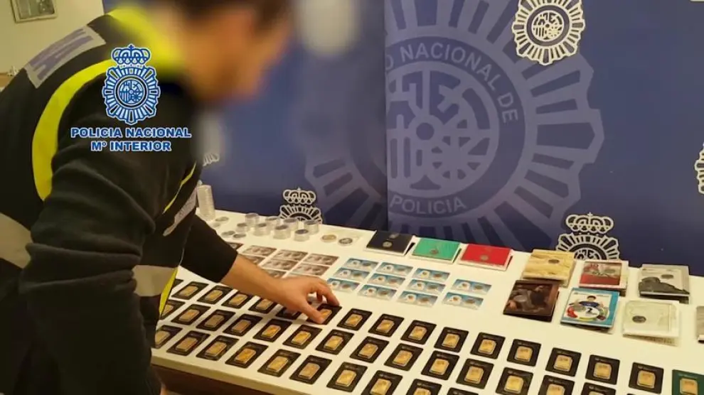 Detenido en Huesca un estafador que vendía online falsos lingotes de oro