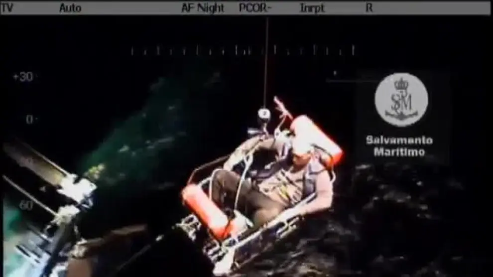 Espectacular rescate del capitán de un pesquero en coma hiperglucémico