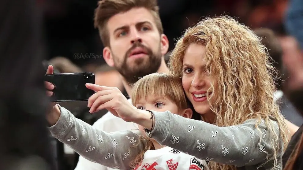 Piqué y Shakira junto a su hijo en Nueva York
