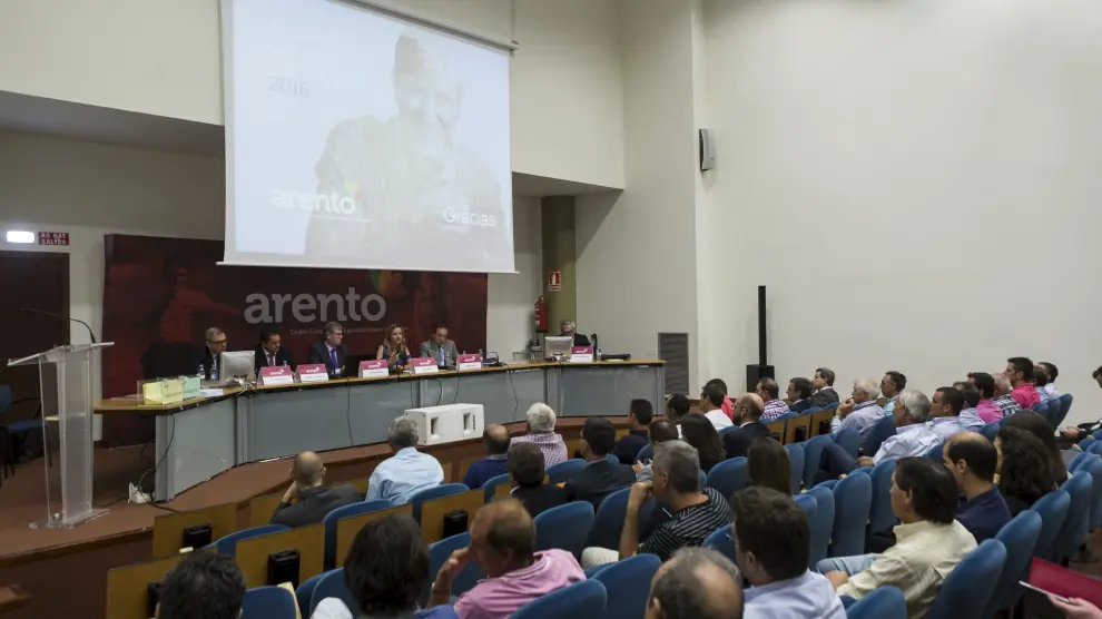 Imagen de la última asamblea de cooperativistas de Arento, en julio pasado en Zaragoza.