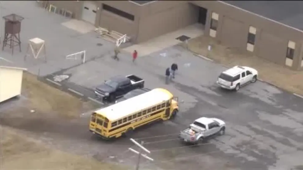 Un nuevo tiroteo en una escuela de EEUU deja dos alumnos muertos y 17 heridos