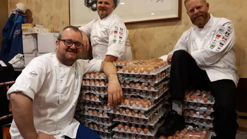 El equipo noruego recibió, por error de traducción, 13.500 huevos de más