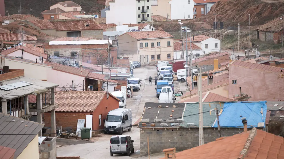 La mayor parte de Pomecia está ocupada por infraviviendas construidas por los propios vecinos.
