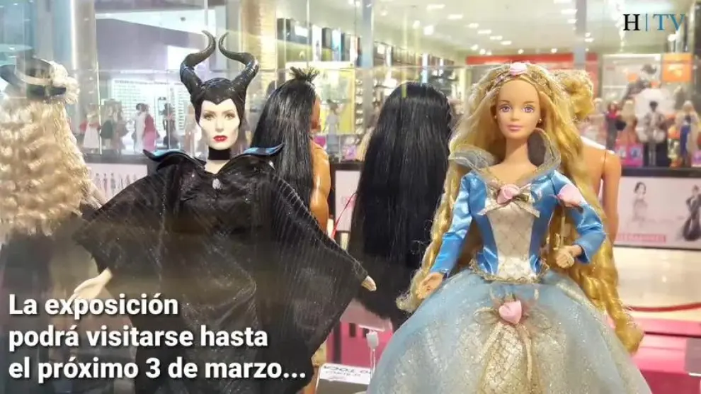 Barbie recrea los personajes más famosos del cine en una exposición 'de película'