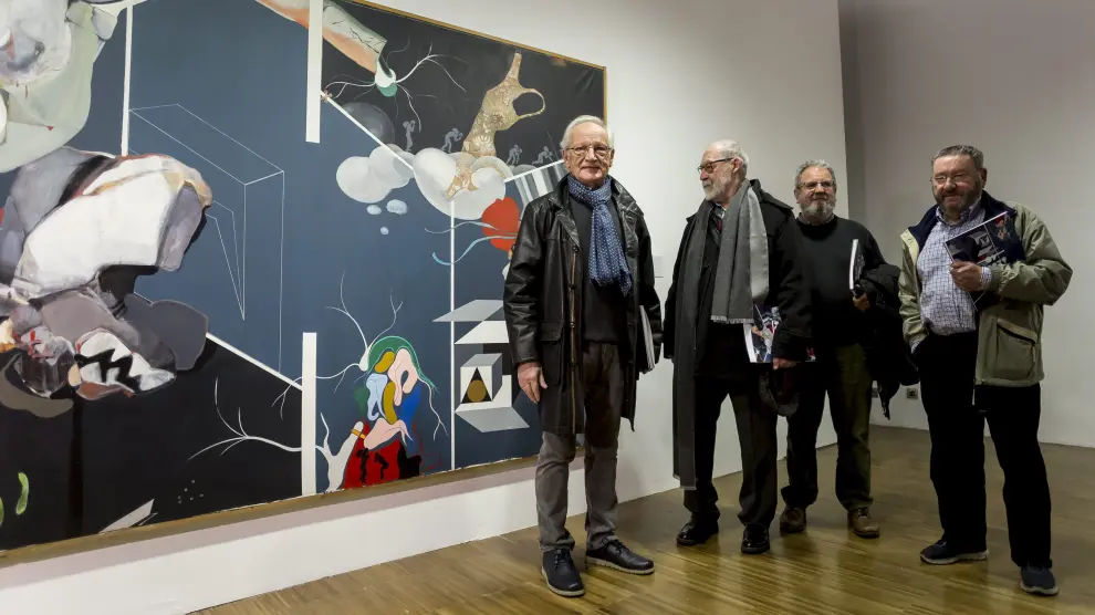 Natalio Bayo, Vicente Dolader, José Luis Cano y José Luis Lasala, junto a la obra 'Desde la Torre Nueva', única creación conjunta del grupo Azuda 40.