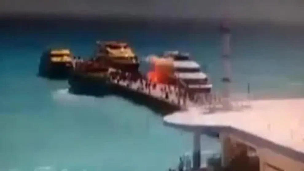 Al menos 18 heridos tras explotar un ferry en el Caribe mexicano