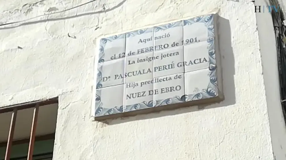 Nuez de Ebro: donde la jota se escribe con pe