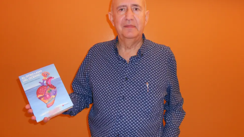 El escritor Manuel Cebrián