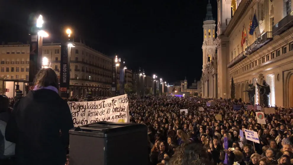 Una marea feminista en una imagen de archivo desborda las calles de Zaragoza.