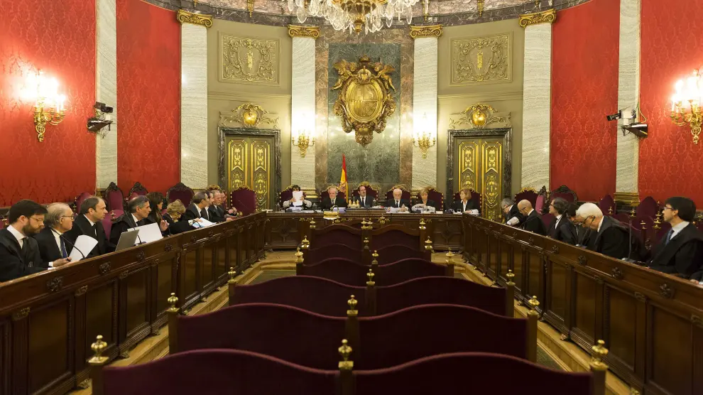 Imagen de la sala del Tribunal Supremo durante la exposición de los recursos por la operación Molinos.