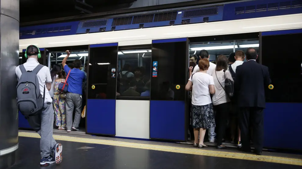 La Audiencia de Barcelona ya impuso la prohibición de acceder al metro a dos condenados por delito de hurto.