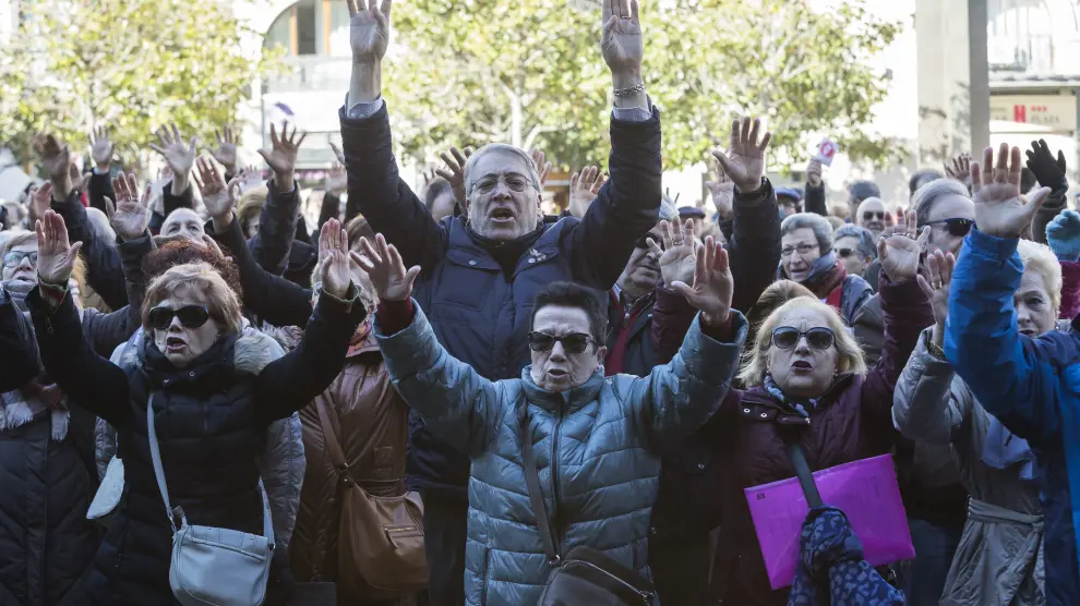 Manifestación por unas pensiones dignas, en Zaragoza