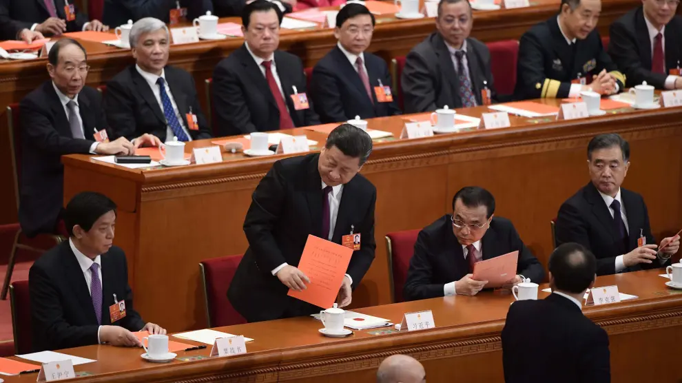 El presidente chino Xi Jinping (en el centro)