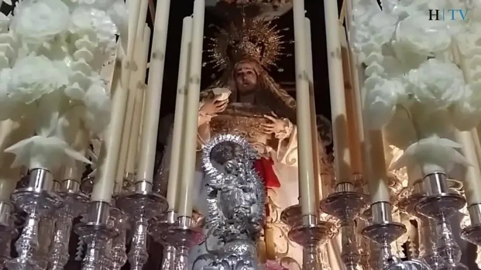 Así se viste la Virgen para procesionar