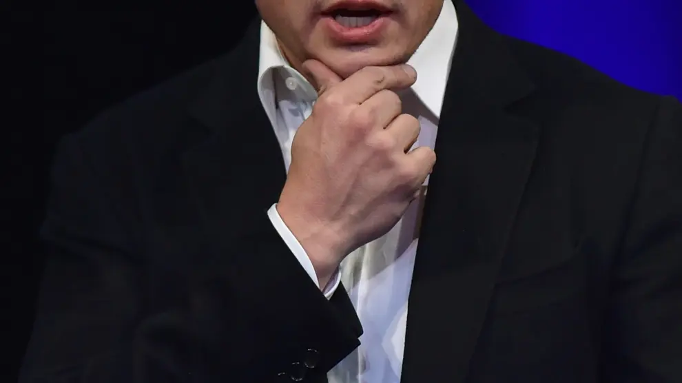 Elon Musk, inquisitivo hace una semana.