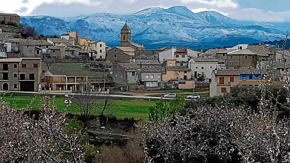 Panorámica de la localidad de Santa Eulalia de Gállego.