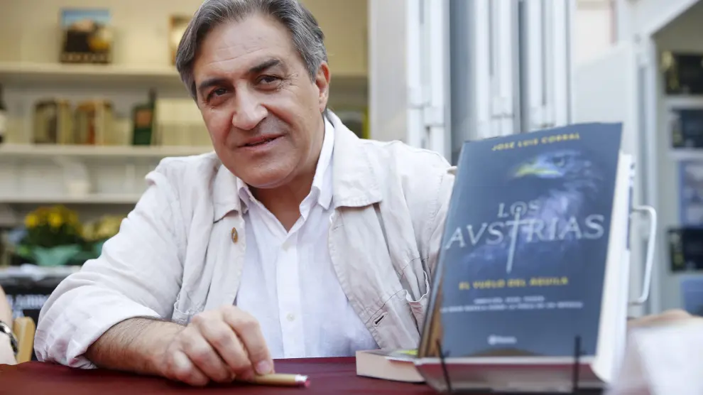 José Luis Corral es autor de medio centenar de tìtulos.