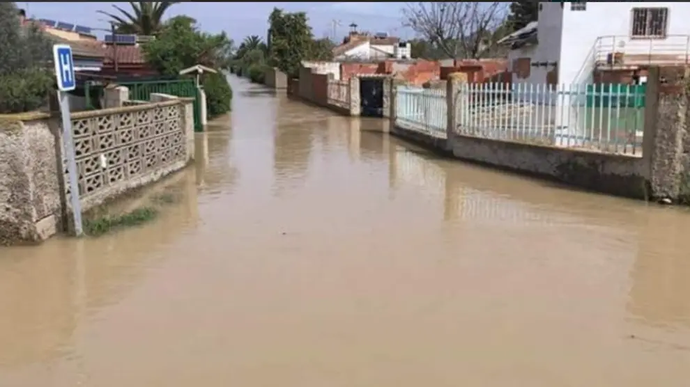 Urbanización 'Los Huertos' inundada el Alfajarín.