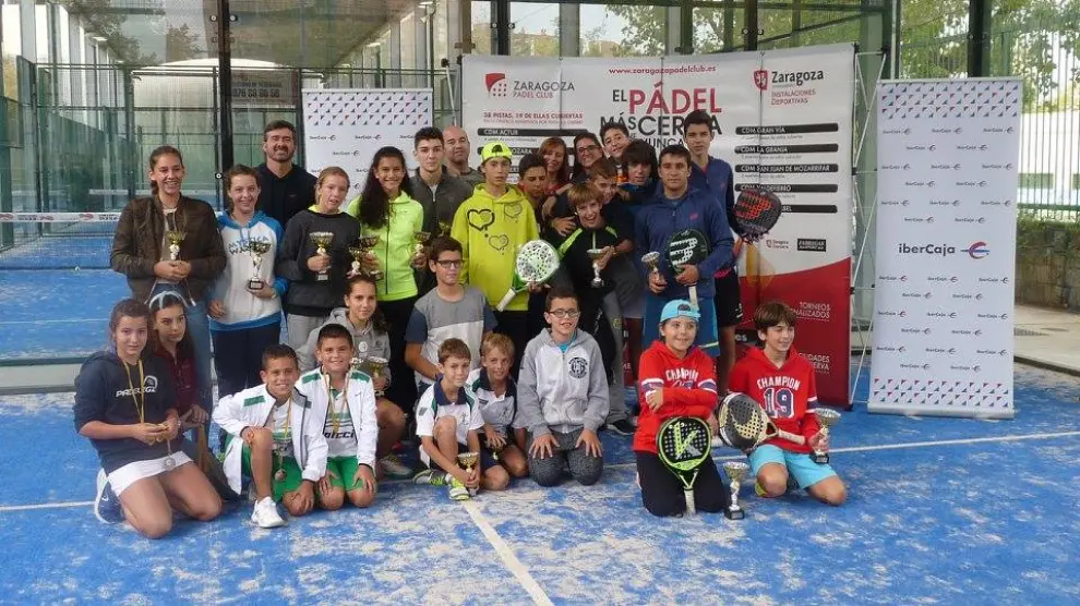Algunos participantes de la décima prueba del Circuito Aragonés de Menores 2016