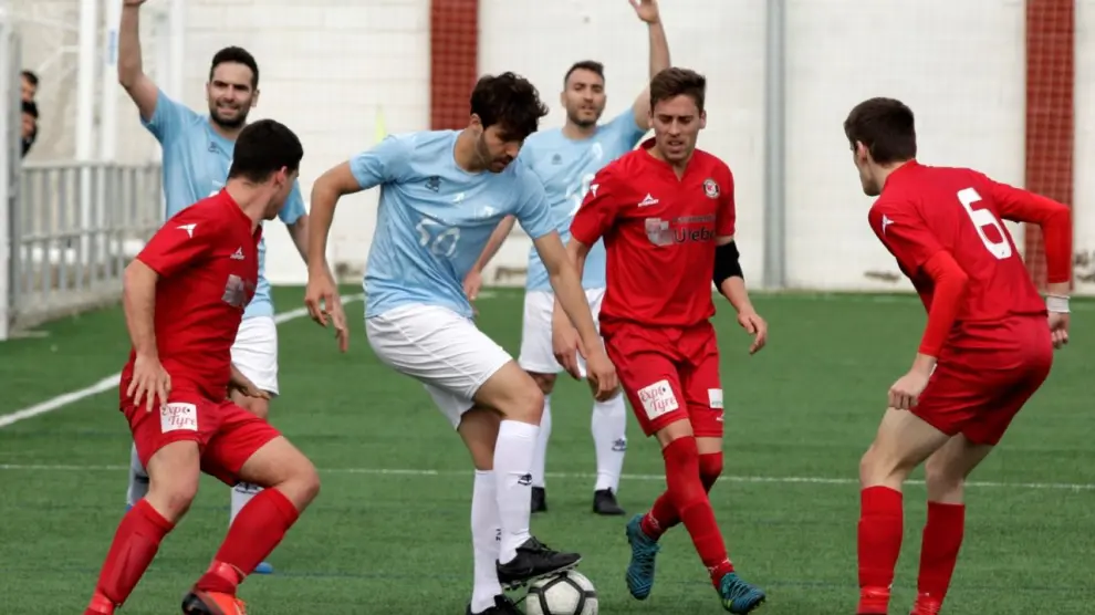 Fútbol. Regional Preferente grupo I- Zaragoza 2014 vs. Montecarlo