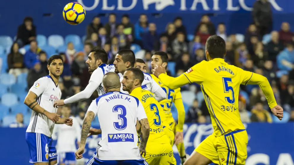 El Real Zaragoza tratará de vengar la derrota por 0-2 frente al Cádiz en la primera vuelta.