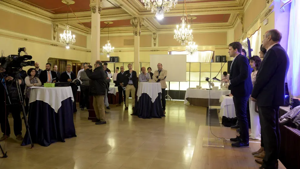 El Casino de Huesca acogía la presentación de SDH Empresas, con representantes de todos los sectores de la ciudad.