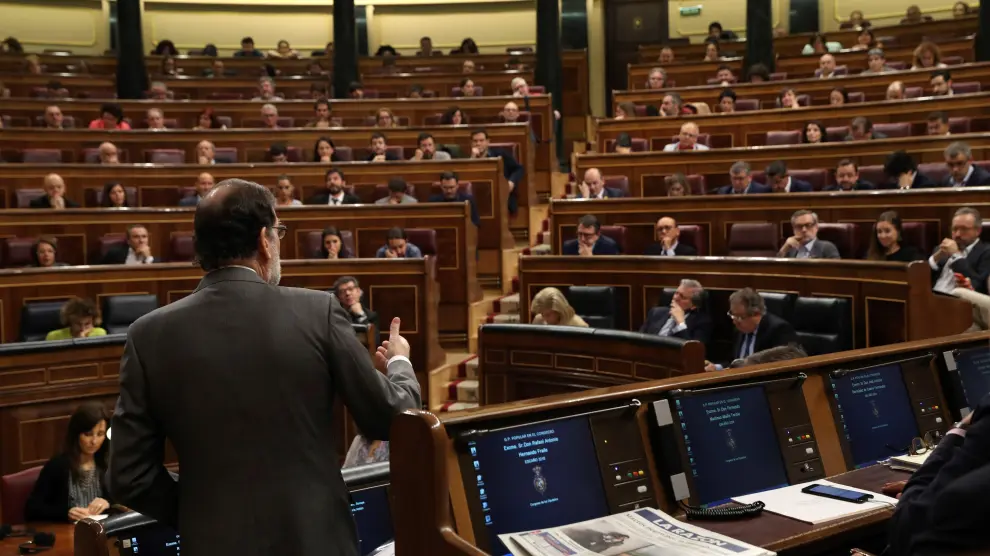 Rajoy durante la sesión del miércoles en el Congreso