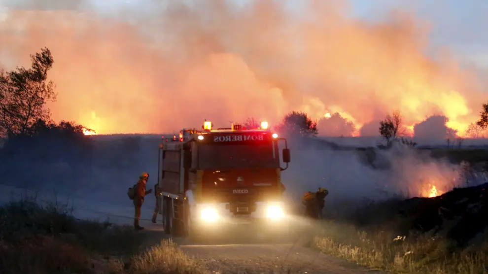 Incendio a las afueras de Huesca