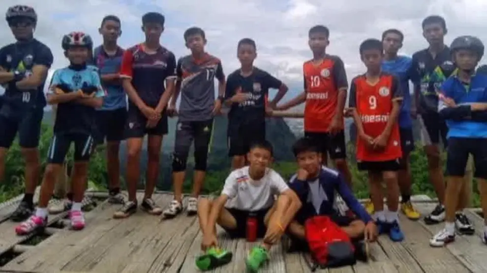 Encuentran a los 13 niños desaparecidos en Tailandia tras pasar 9 días en una cueva inundada