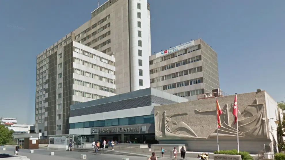 El cuerpo ha sido encontrado en el hueco de uno de los ascensores del Hospital de La Paz, en Madrid.