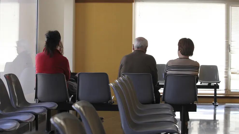 Imagen de archivo de la sala de espera del Centro de Salud Pirineos, en Huesca.